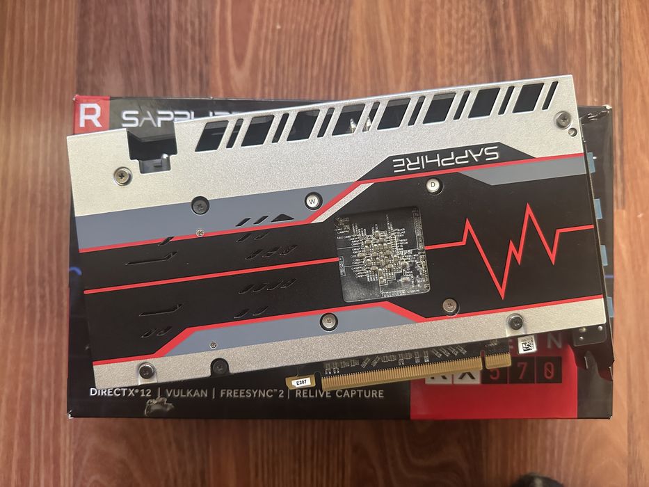 AMD Radeon RX 570 4gb & Intel® Core™ i3-10100F