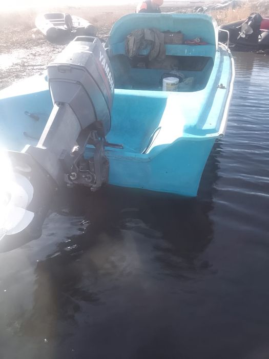 Продам лодку маторную