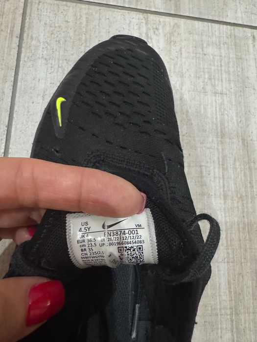 Маратонки Nike air max 270