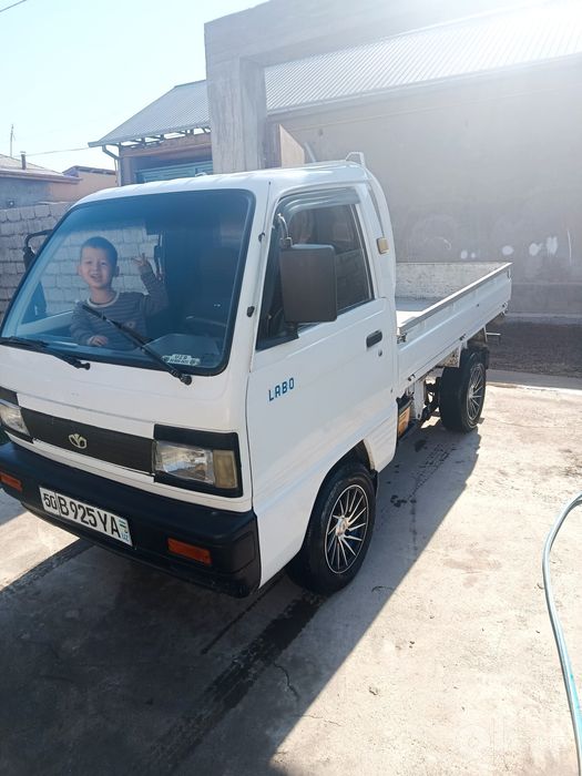 Damas.labo sotiladi 2004 y.gaz benzin