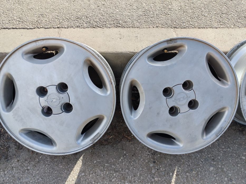 Алуминиеви Джанти 6Jx15, ET49, 4x100, 4 броя