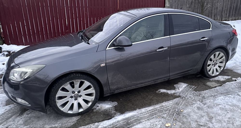 Opel Insignia 2.0 163 cp automat