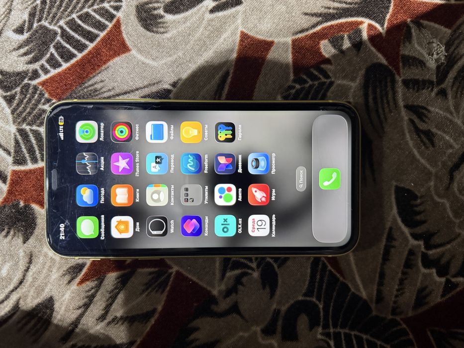 iPhone 11 64 gb li sotiladi