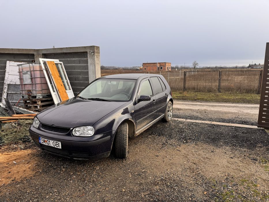 Vand golf 4 1.4 benzina
