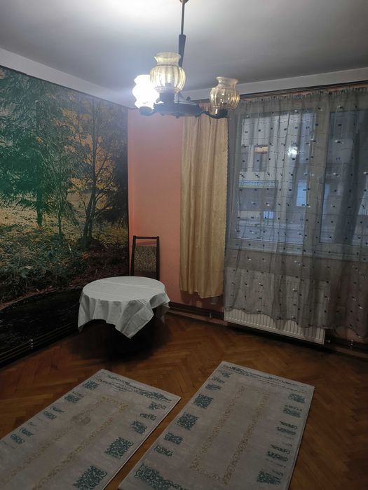 Inchiriez apartament zona garii