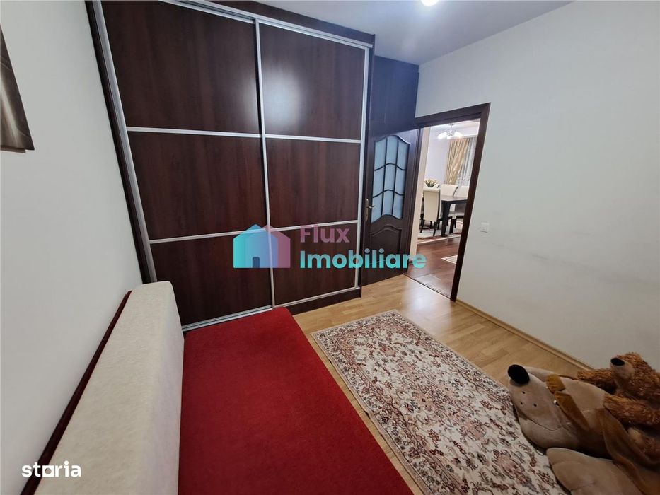 Apartament cu 4 camere G.Enescu etaj 3