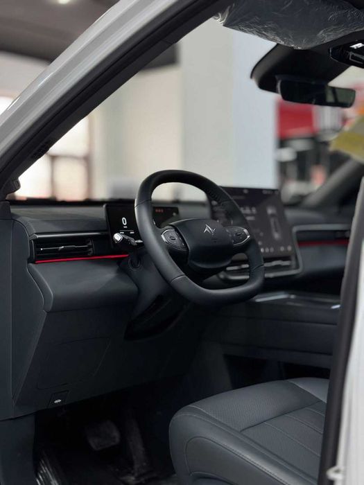 Dongfeng eπ 008 Ultra