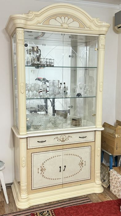 Сервант Шкаф Мебель