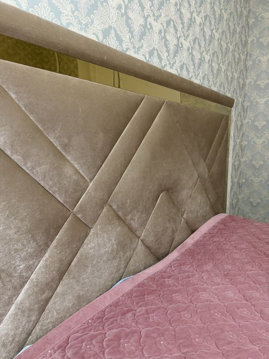 Продам спальный гарнитур