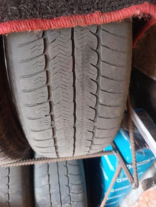 Продам резину R16