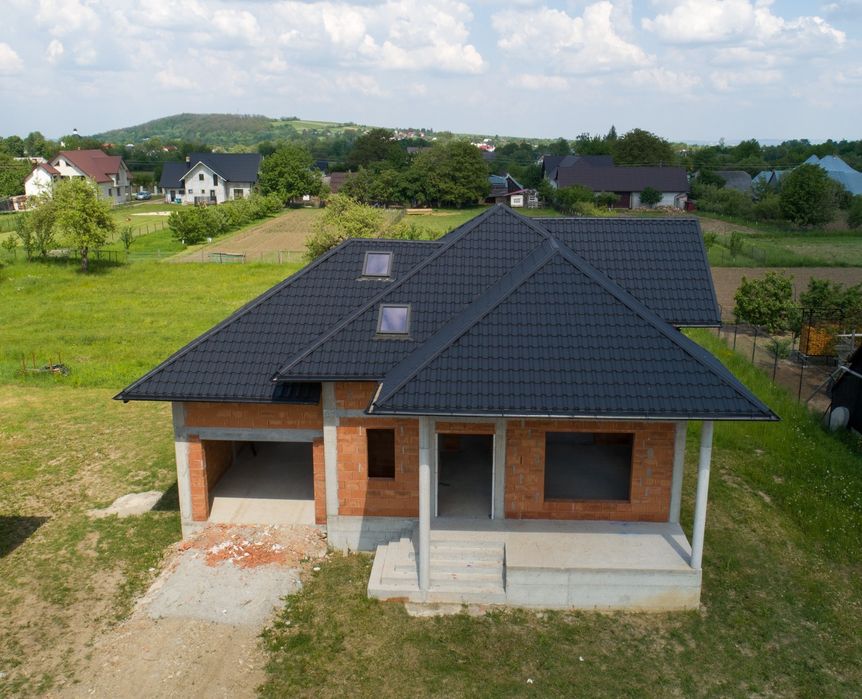 Case de vanzare horodnic de sus zona centru