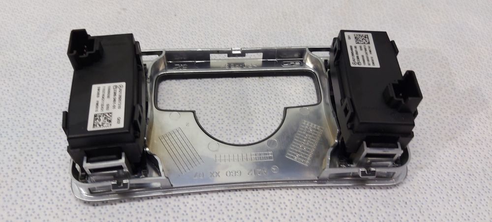 Централна конзола с превключватели за мерцедес w212 AIRMATIC