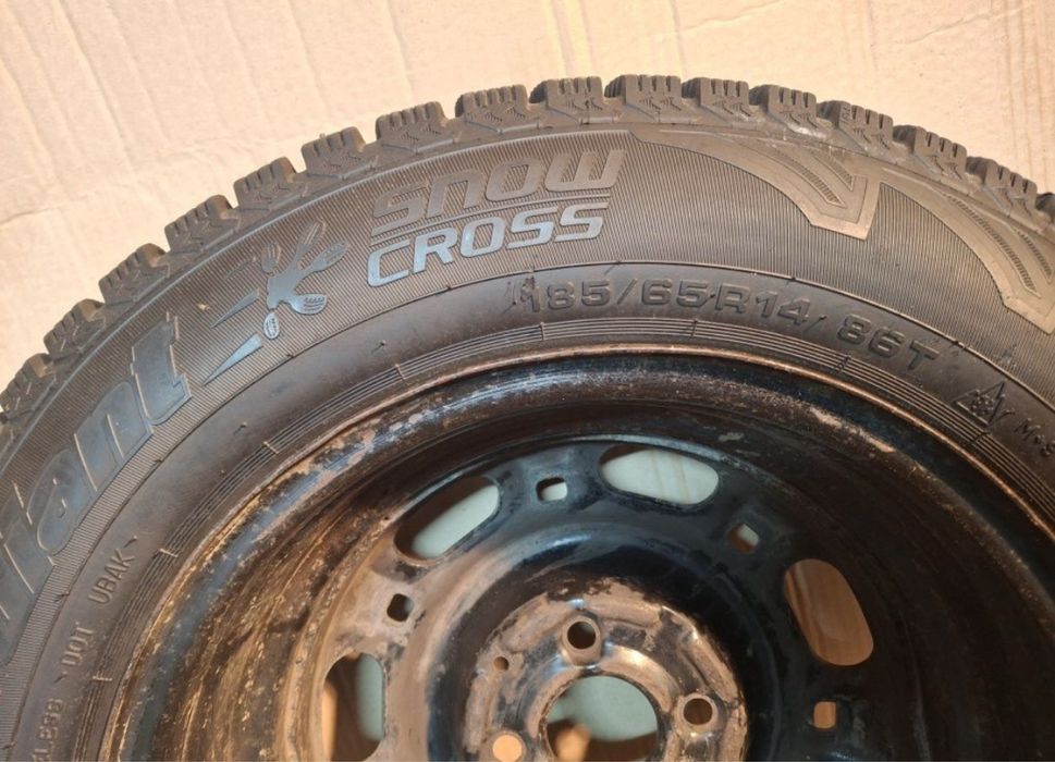 Резина 185/65/14. Зима.