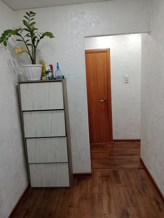 Срочно продам 2 комнатную квартиру