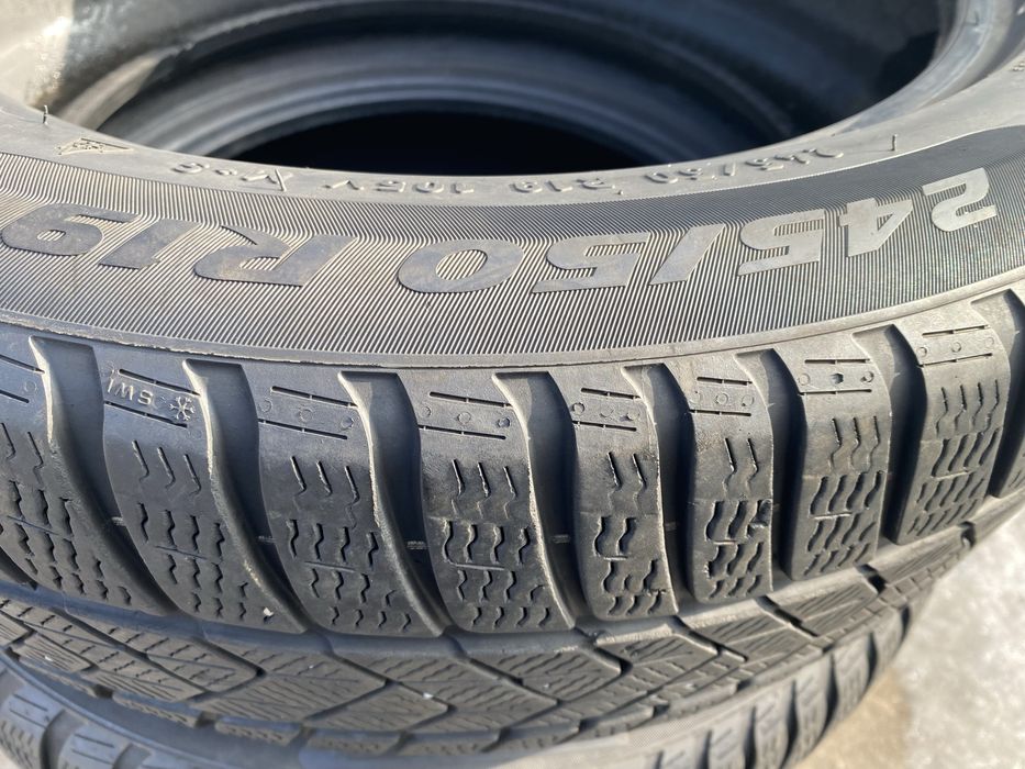 245/50/19 комплект бу пирелли