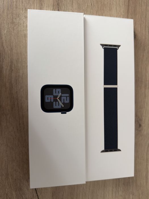 Apple Watch SE (Gen 2)