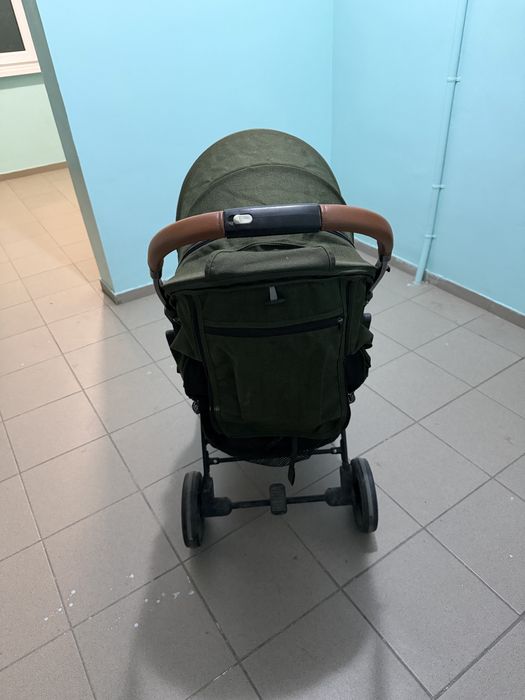 Продаю коляску 10000