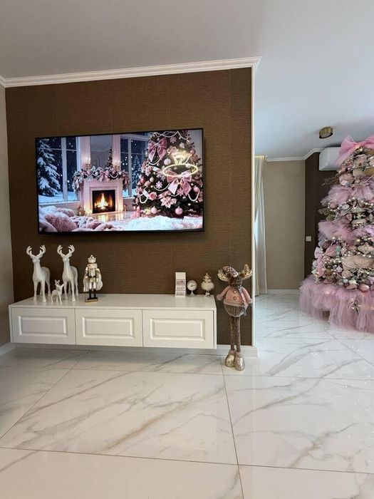 Дава се под наем Тристаен апартамент в София, Лозенец - 180 кв.м за 1800 € - Снимка #2