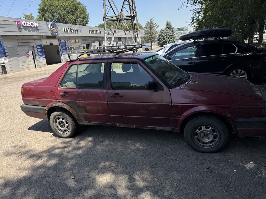 Продам Volskwagen Jetta на ходу!