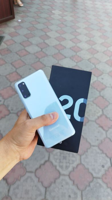 Samsung s20 идеал