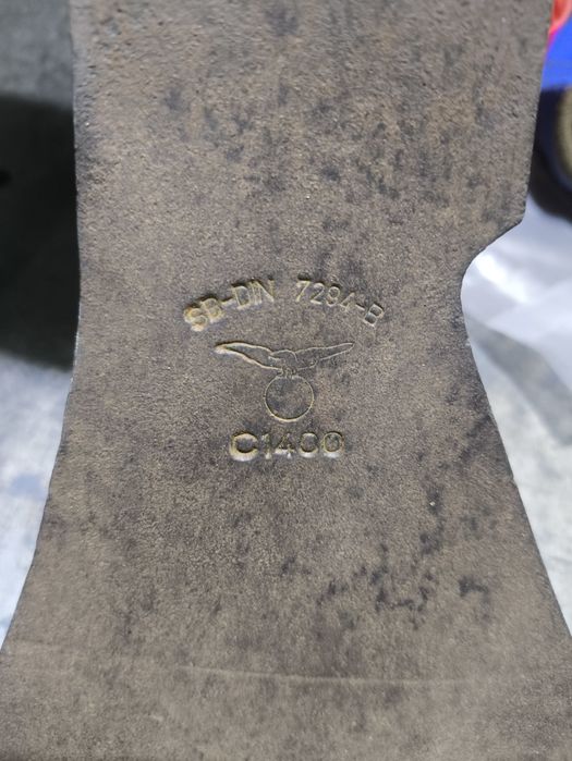 Топори ( брадви )