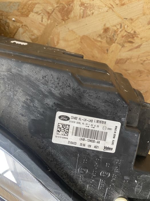 Far stanga halogen ford kuga 3