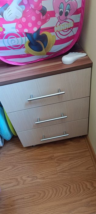 Mobilier cu pat încorporat