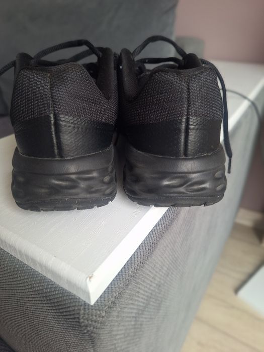 Маратонки Найк 35.5