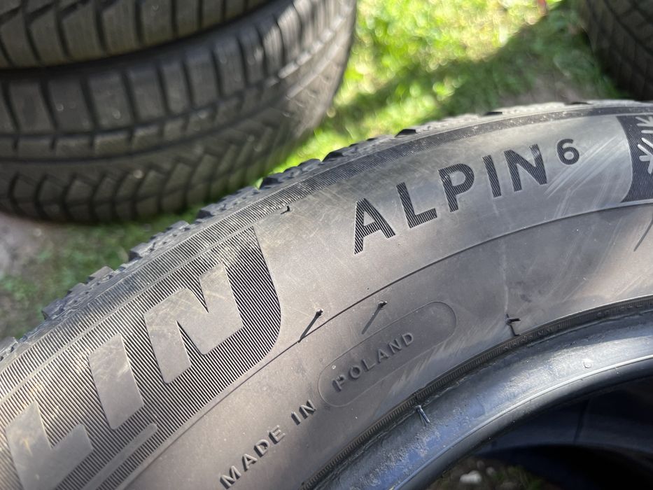 Продавам 2бр зимни гуми Michelin Pilot 6 195/60R16