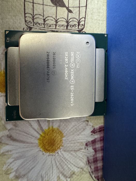 Procesor Intel Xeon E5-2620 v3 – 6 Nuclee / 12 Thread-uri, Socket LGA2011-3