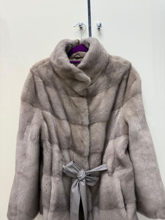 Продам норковую шубу