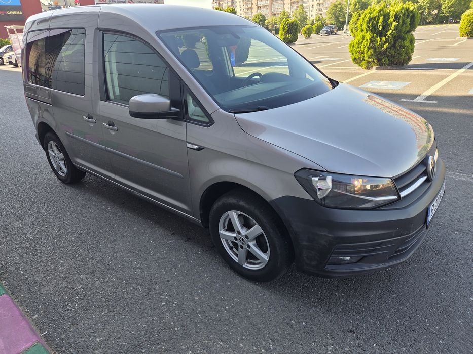 Vw Caddy 2.0 TDI  Euro 6 an 2017 autoturism 5 locuri.