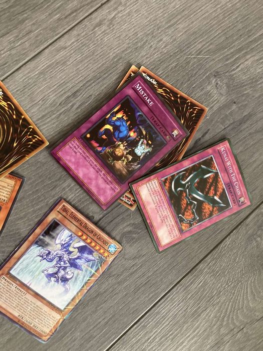 Колекция детски карти за игра Yu-Gi-Oh - 220бр