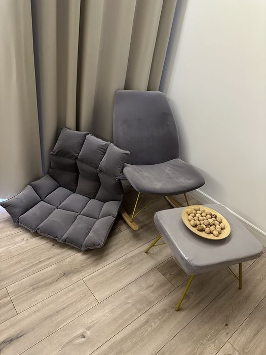 Продам кресло качалка