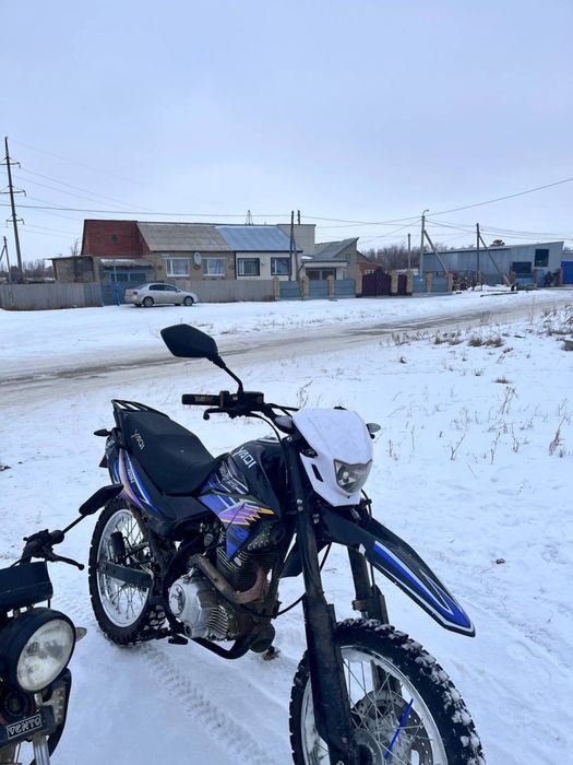 Продам мотоцикл эндуро