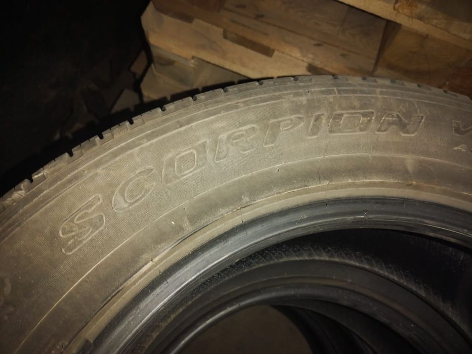 Продам резину 235 60 р 18