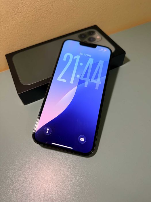 Продавам iPhone 13 Pro Max 128GB