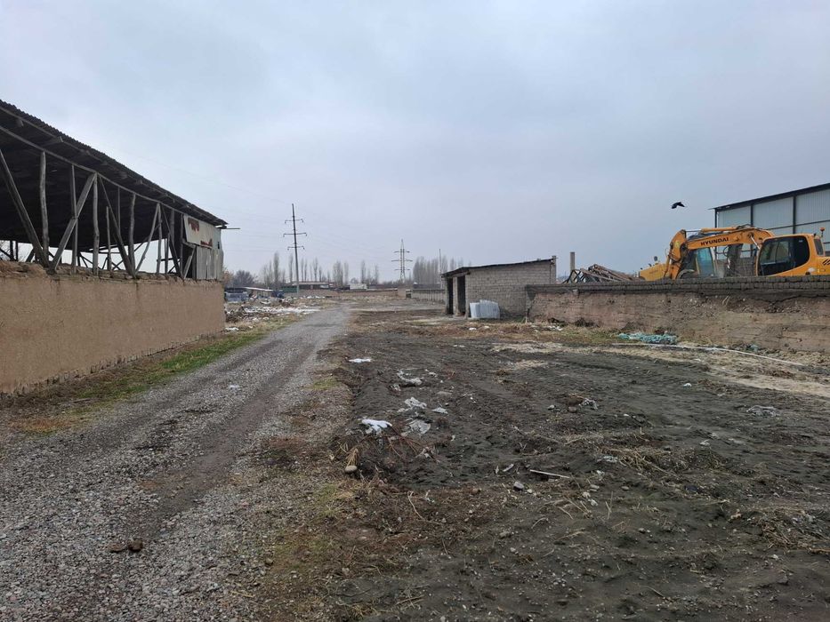 М.Улугбекский р-н! Учхоз,Дурмень. Пор-ся 113-соток не жилой участок