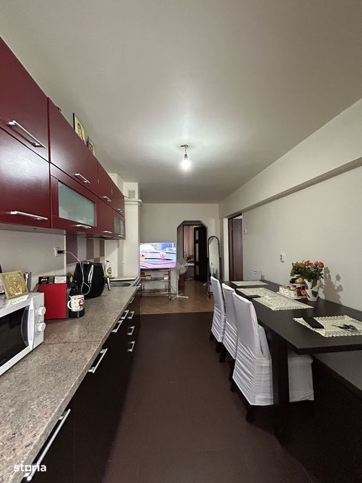 Apartament 3 camere, confort 1 decomandat, Eremia Grigorescu.
