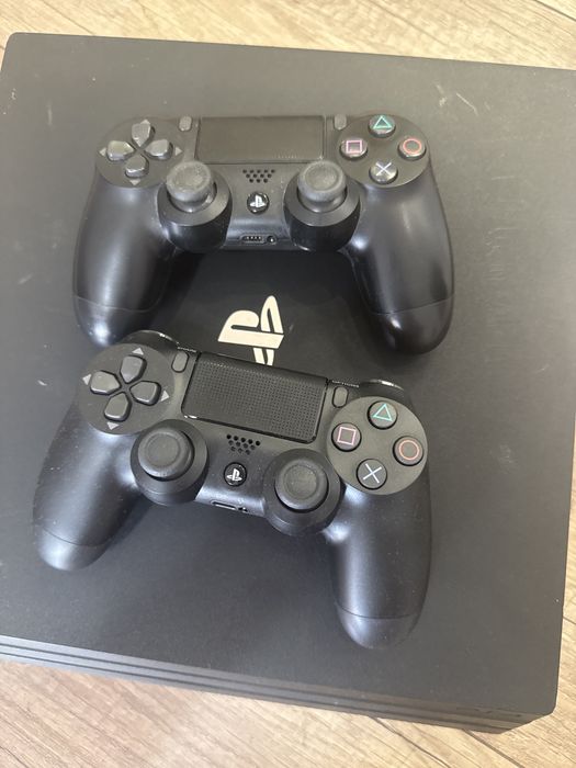 Playstation 4 pro 1 tb