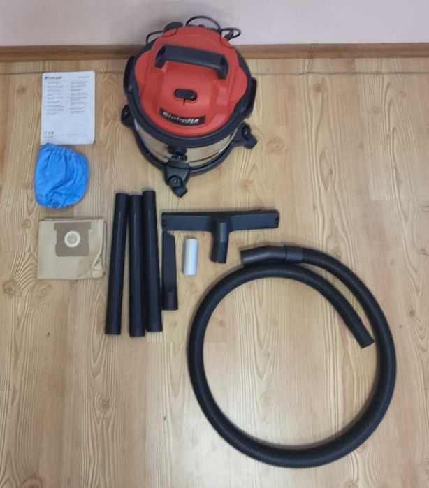Прахосмукачка Einhell TC-VC 1820 S
