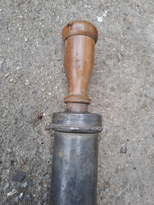 seringa veche cositor 56 cm