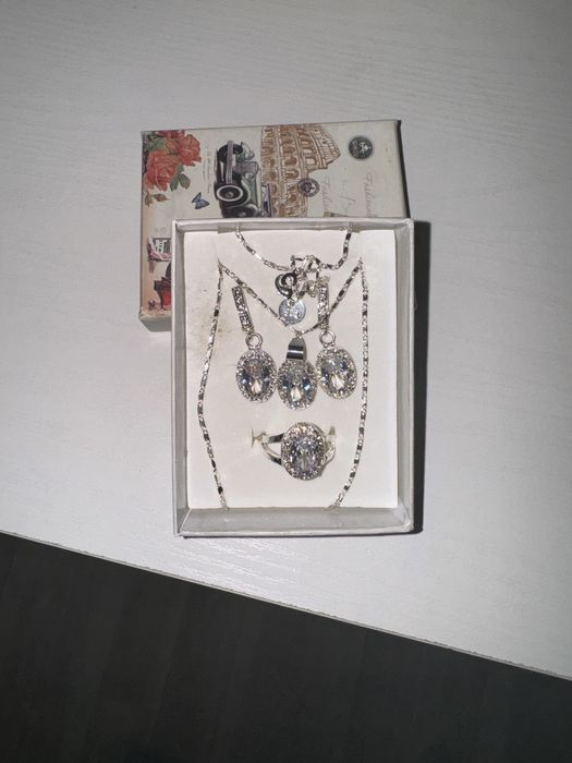 Серебряный комплект 925 пробы