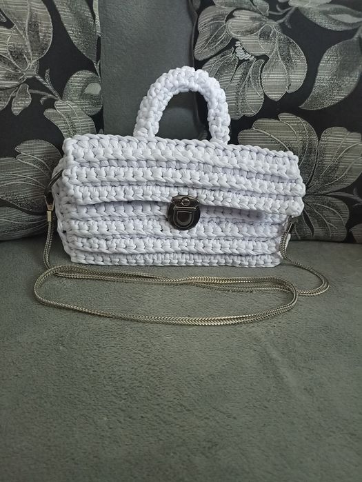 Ръчно плетени дамски чанти