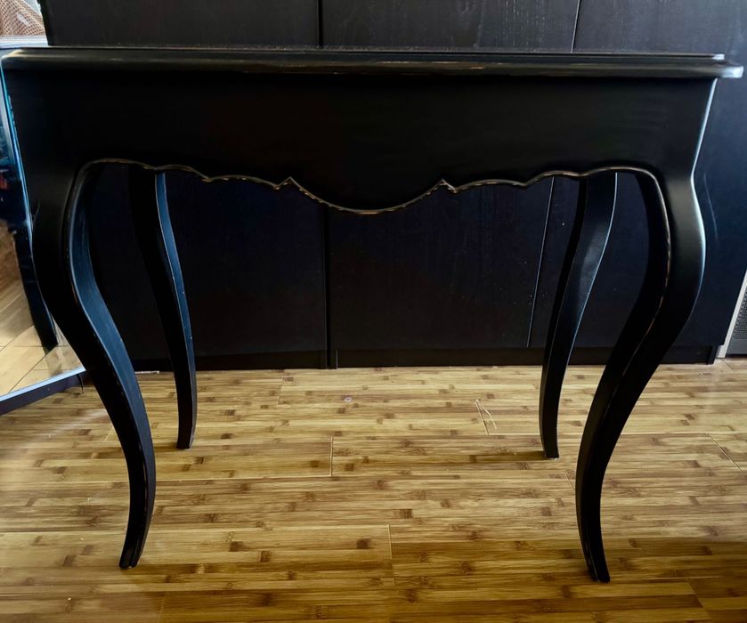 Masuta si taburet de toaleta si machiaj