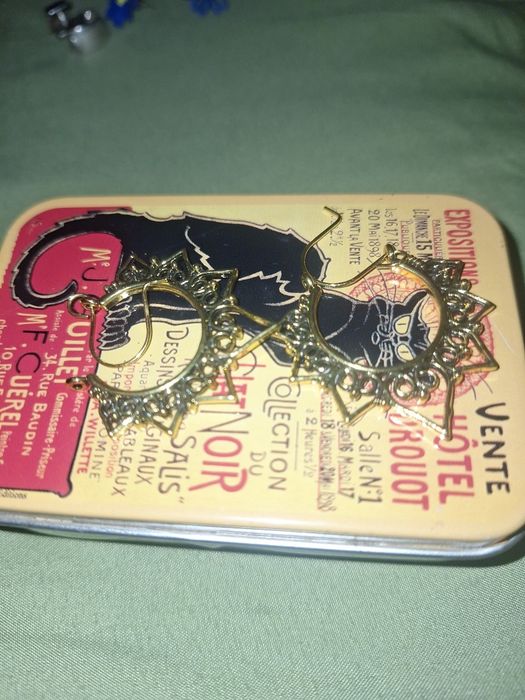 Сребърни обеци и естествени камъни-висулки