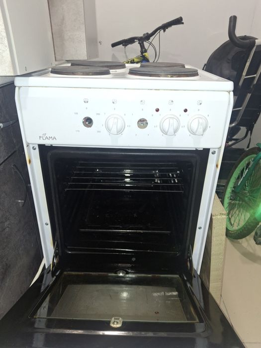 Продам плиту электро