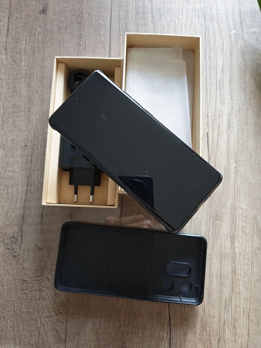 Motorola edge 50 pro încă în garanție