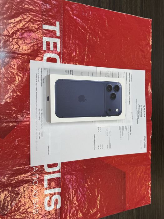ЧИСТО НОВ  256GB iPhone 17 Pro Max Technopolis Гаранция 2028 Blue