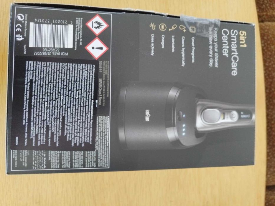 Самобръсначка Braun Series 9 Pro 9465cc Wet&Dry 9465cc  + подарък